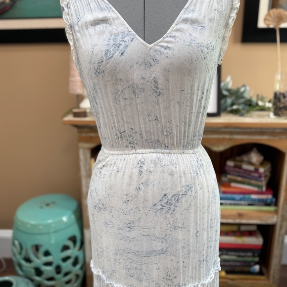 BB Dakota by Steve Madden Crystal Clear Print Tiered Midi Dress - Picture 3 of 8